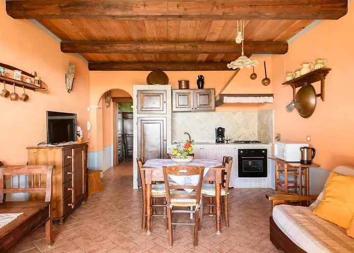 Apartment Borgo Sanguineto *